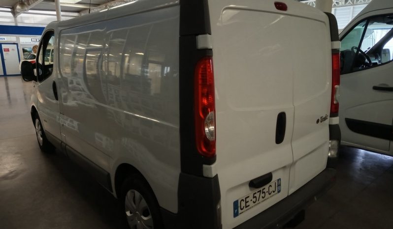 Trafic L1H1 DCI 115 – 2012 – 306 000 Kms complet